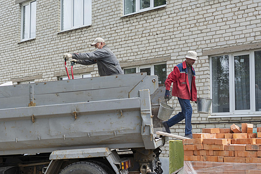 Ремонт больницы в два этапа
