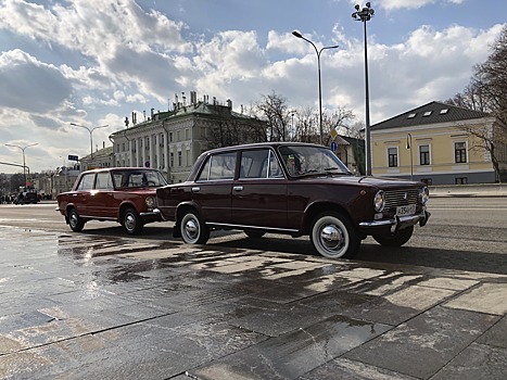 Старенькая, да удаленькая! «Копейка» ВАЗ-2101 отмечает юбилей