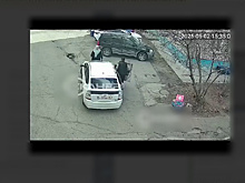 «Места детям в салоне не хватило»: благовещенца оштрафовали за выгрузку отходов на тротуаре