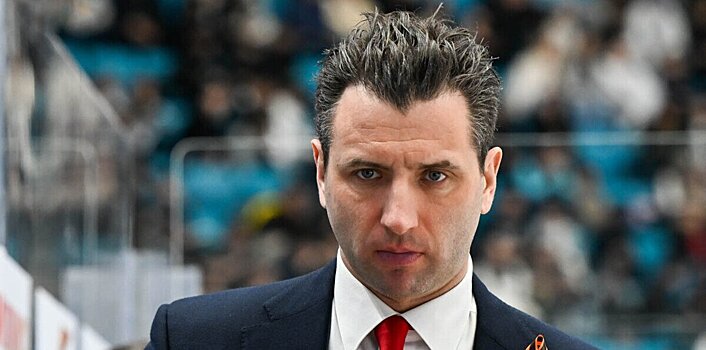 Ротенберг посетил парад Победы на Красной площади: «Каждый год 9 мая Россия отдает дань памяти тем, кто сражался за мир. Колонны солдат, ветераны, авиация – все это напоминает: подвиг не забыт»