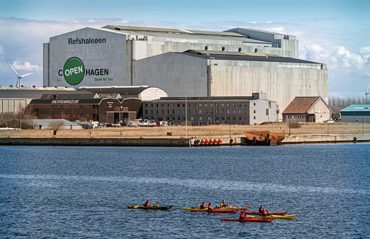 Заглавное изображение Залы B&W