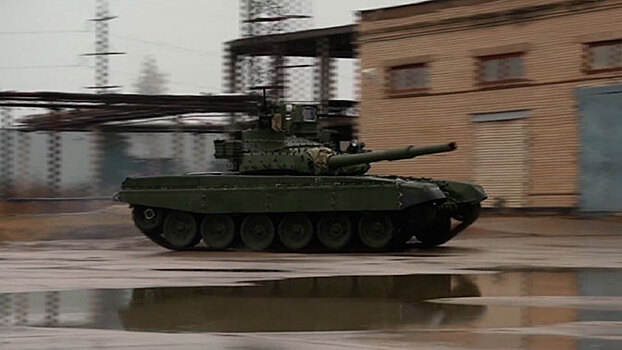 «Российские танки не подведут»: делегации из Лаоса показали работу бронетанкового завода в Петербурге
