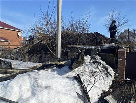 В Тольятти на пожаре в частном доме погибли три человека