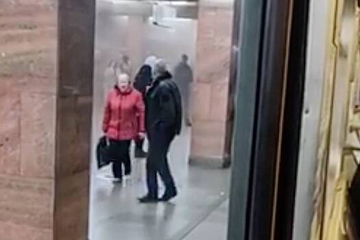 Появились новые кадры с места столкновения поездов в метро Москвы