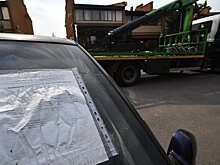 С улиц Казани эвакуируют два отечественных автомобиля