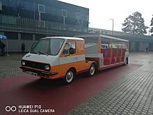 В Риге восстановили редкий экскурсионный автопоезд РАФ-3407, созданный для Олимпийских игр 1980 года