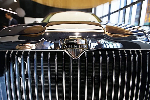 Минпромторг дополнил список автомобилей, облагаемых налогом на роскошь