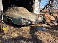 В сарае на старой ферме обнаружили Chevrolet Impala 1965 года, простоявший там 30 лет