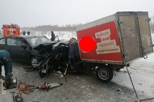 На трассе Оренбург – Самара в аварии погиб человек