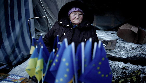 Украинцы разочаровались в ЕС и НАТО
