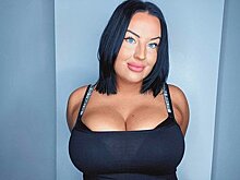 Женщина устала экономить и стала продавать интимные фото