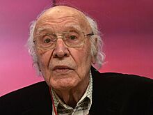 Медведев поздравил диктора Балашова с 95-летием