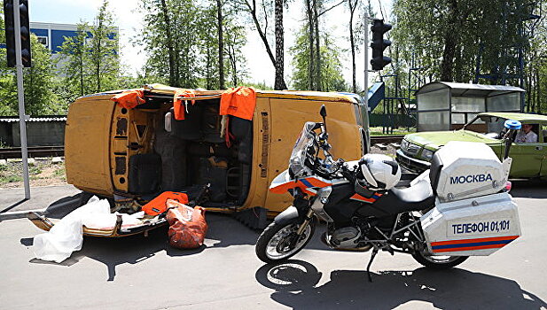 Герои без плащей: как работают московские спасатели на мотоциклах