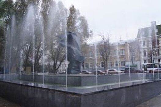 В Самаре завершены работы по восстановлению фонтана «Красное знамя»