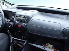 Почему АвтоВАЗ не устанавливает на Lada Largus боковые подушки безопасности?