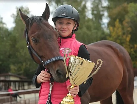Спортсменка конного клуба «Измайлово» рассказала, как завоевала победу на Красной площади