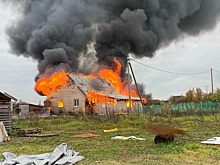 Многодетная семья потеряла дом при пожаре под Вологдой