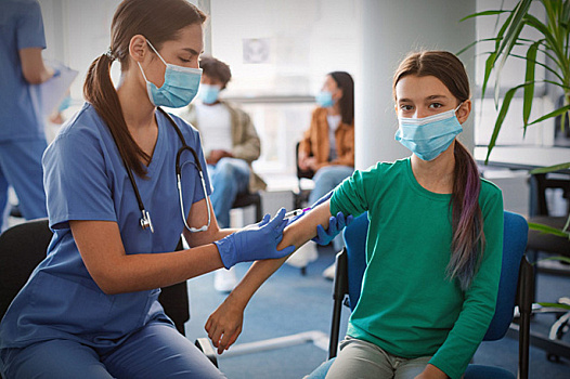 РФ предлагает новую вакцину «Спутник М» для индийской молодежи