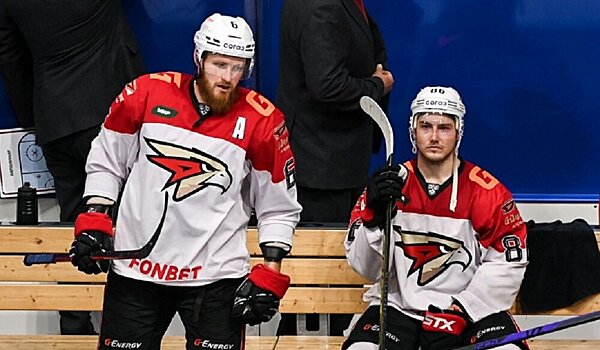 Геннадий Курдин: «Авангард» уговорит Хартли вернуться, возможно. Посмотрите на дыры в обороне, команду заколотило, хоккеисты потеряли уверенность»