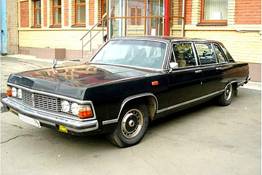 Возившую Ельцина и Пугачеву «Чайку» выставили на аукцион