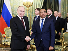 Глава Мадагаскара Микаэль Рандрианирина впервые побывал в Москве