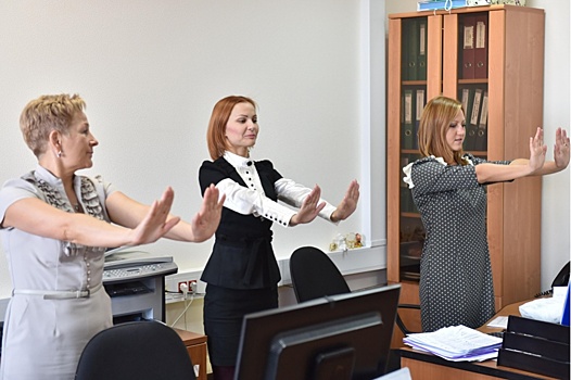 Сотрудников "Газпром добыча Ямбург" заряжает гимнастика