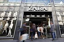 Соцсети вступились за выгнанную из парижского Zara женщину в хиджабе