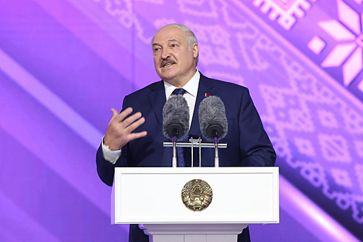 Лукашенко в долгу не остался: что он отдал в ответ на подарки Трампа