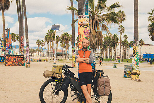 Мартейн Долард — человек, путешествующий на велосипеде