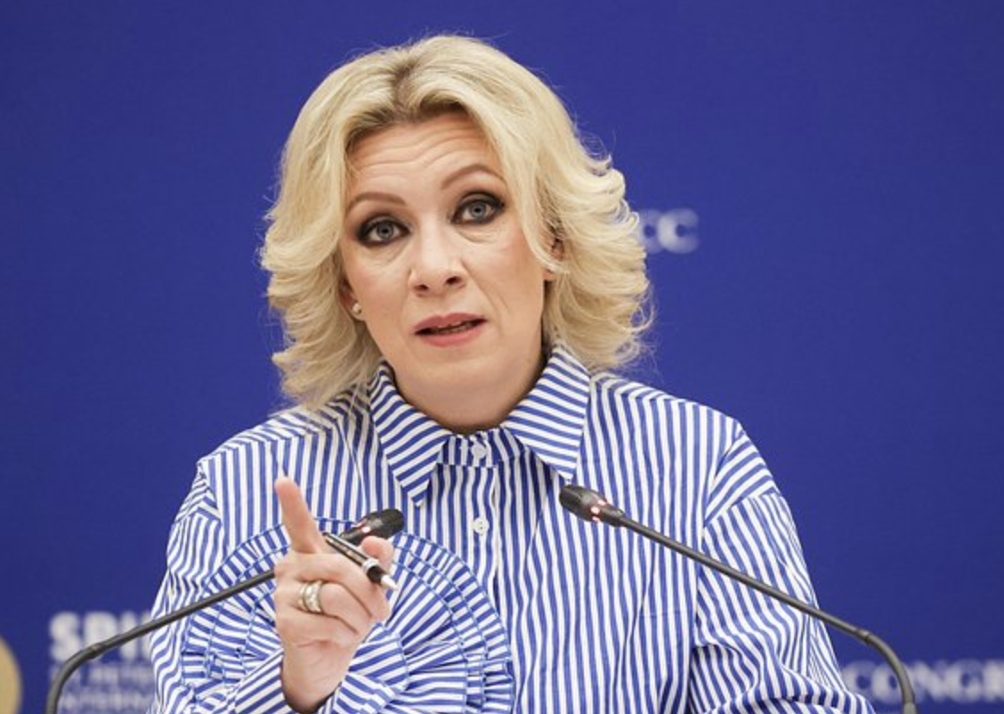 Захарова: по заявлению нельзя сказать, что Байден принял решение сам