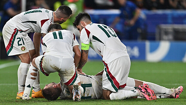 Получивший травму головы футболист сборной Венгрии перенес операцию
