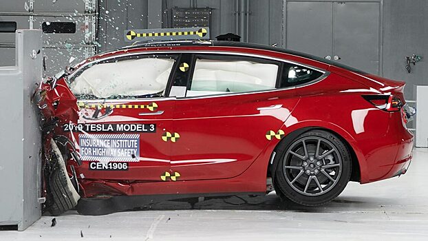 Ради безопасности отозвали более 470 тыс автомобилей компании Илона Маска