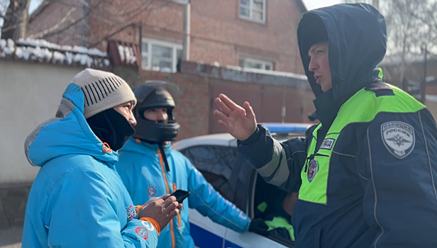 В Ростове ГИБДД привлекла к ответственности 14 велокурьеров за нарушение ПДД