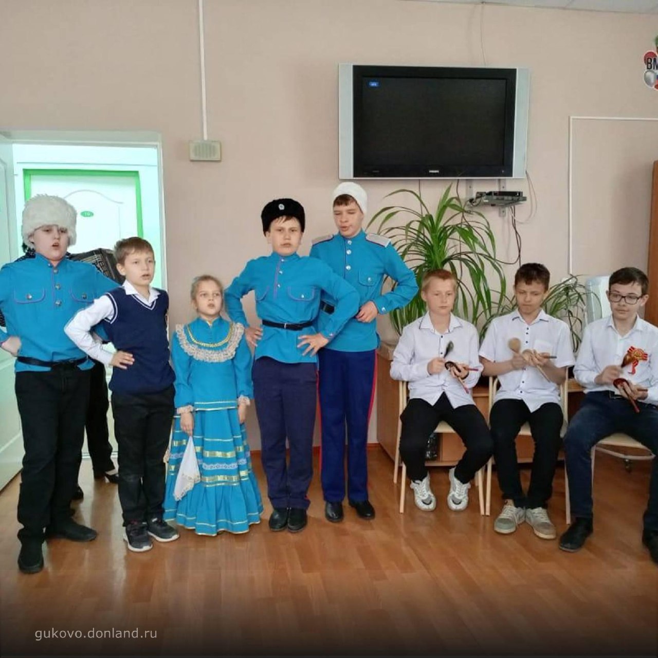 Концерт в госпитале Гукова дали воспитанники школы искусств имени Глинки