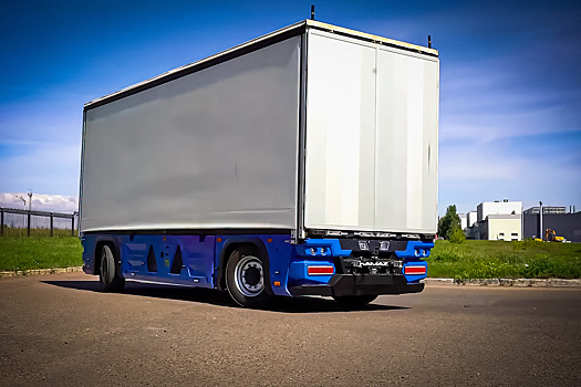 Видео: КамАЗ испытал беспилотную грузовую фуру «Челнок»