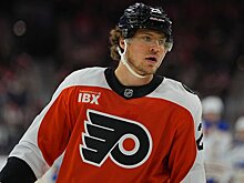 Гребенкин подрался с Крозье в матче «Филадельфии» и «Тампы» после хита Аболса против Карлайла. Форвард получил 17 минут штрафа