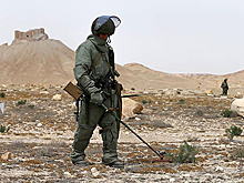 Российские саперы обнаружили в Пальмире крупный склад боеприпасов