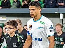 Защитник «Зенита» Дуглас Сантос рассказал об особенностях игры в чемпионате России
