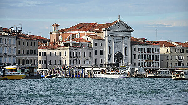 Введение платы за въезд в Венецию отложили