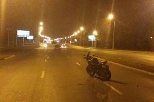 В Оренбурге пешеход попал сначала под мотоцикл, потом под машину