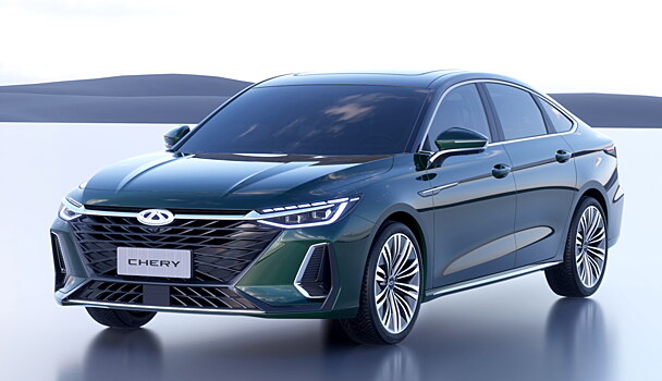 Camry по-китайски? Chery показала седан бизнес-класса