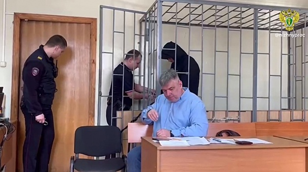 18-летний нижегородец, насмерть сбивший людей на остановке, арестован