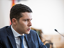 Алиханов — о привлечении медиков в регион: Надеюсь, главврачи больниц уже в турне по городам и собирают лучших