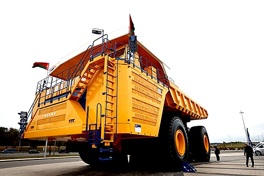 Эксперт оценил преимущество беспилотных БЕЛАЗов