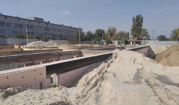 В поселке Волгоградской области строят пятиэтажную поликлинику