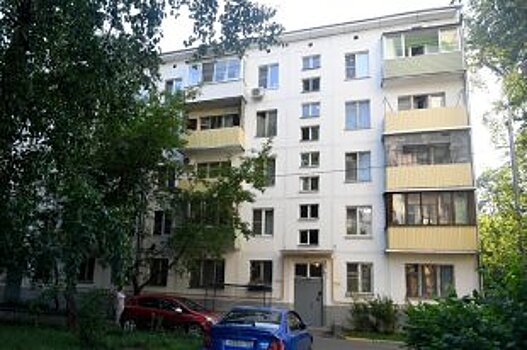 В Петербурге начался снос первой хрущевки по программе реновации