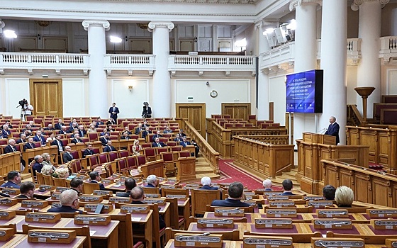 Глава Рязанской областной Думы Аркадий Фомин принял участие в заседании Совета законодателей