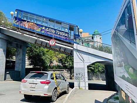 «А если упадет?» Опоры фуникулёра подмыло во Владивостоке