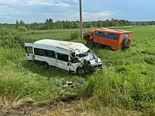 Авария в Красноярском крае с участием микроавтобуса произошла в том же месте и в тот же день, что и 5 лет назад