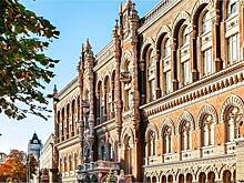 На Украине сообщили о сокращении объема переводов валюты от мигрантов